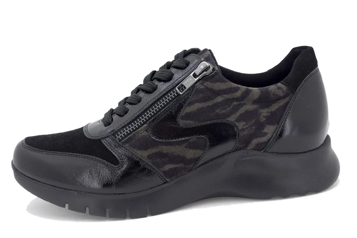 Black Patent Sneaker 225726