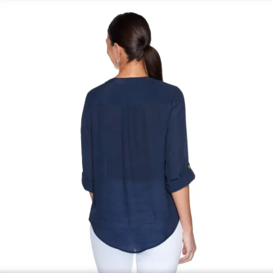 BLUSA CON MANGA LARGA Y BOTONES MUST HAVES I RUBY RD
