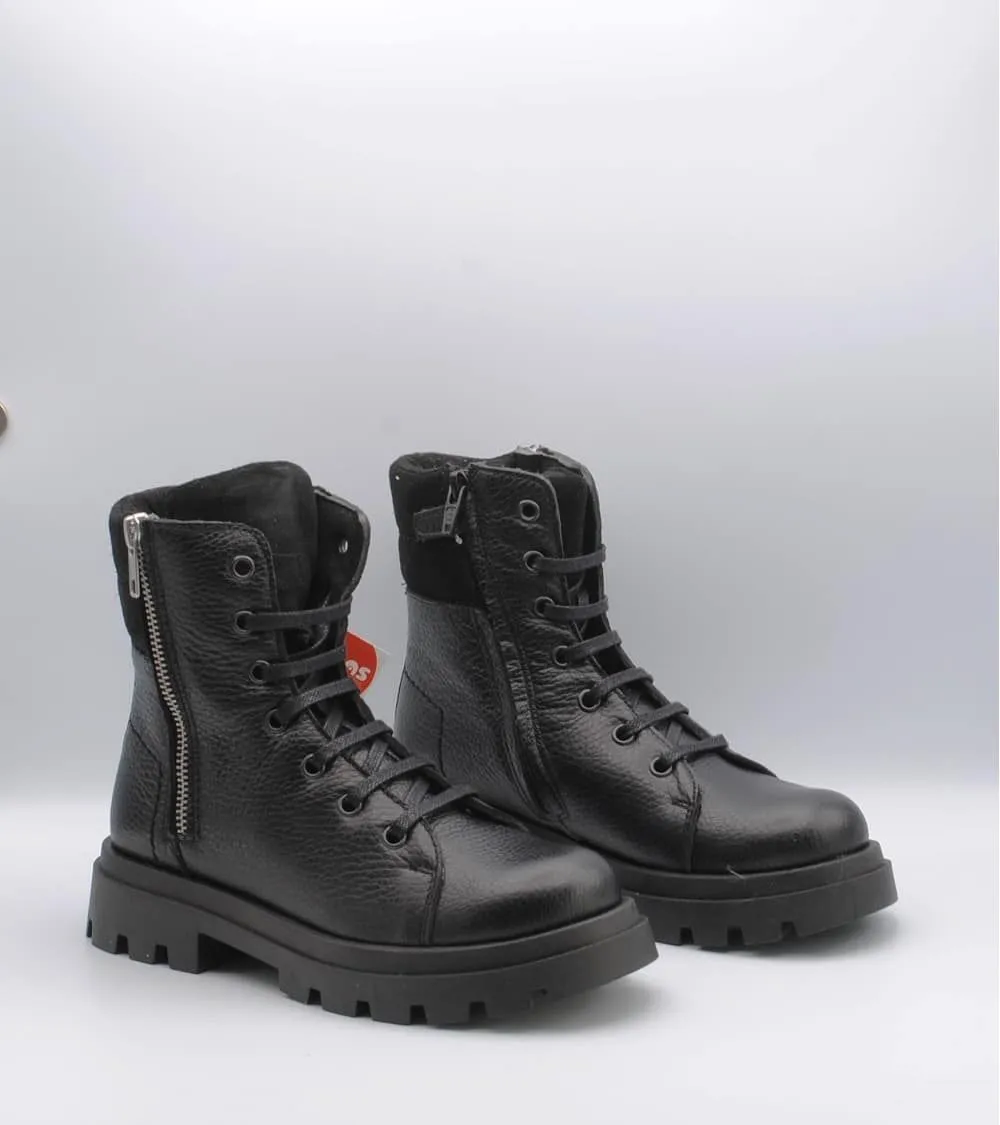 BOTAS NIÑA YOWAS PIEL NEGRA CREMALLERAS LATERALES