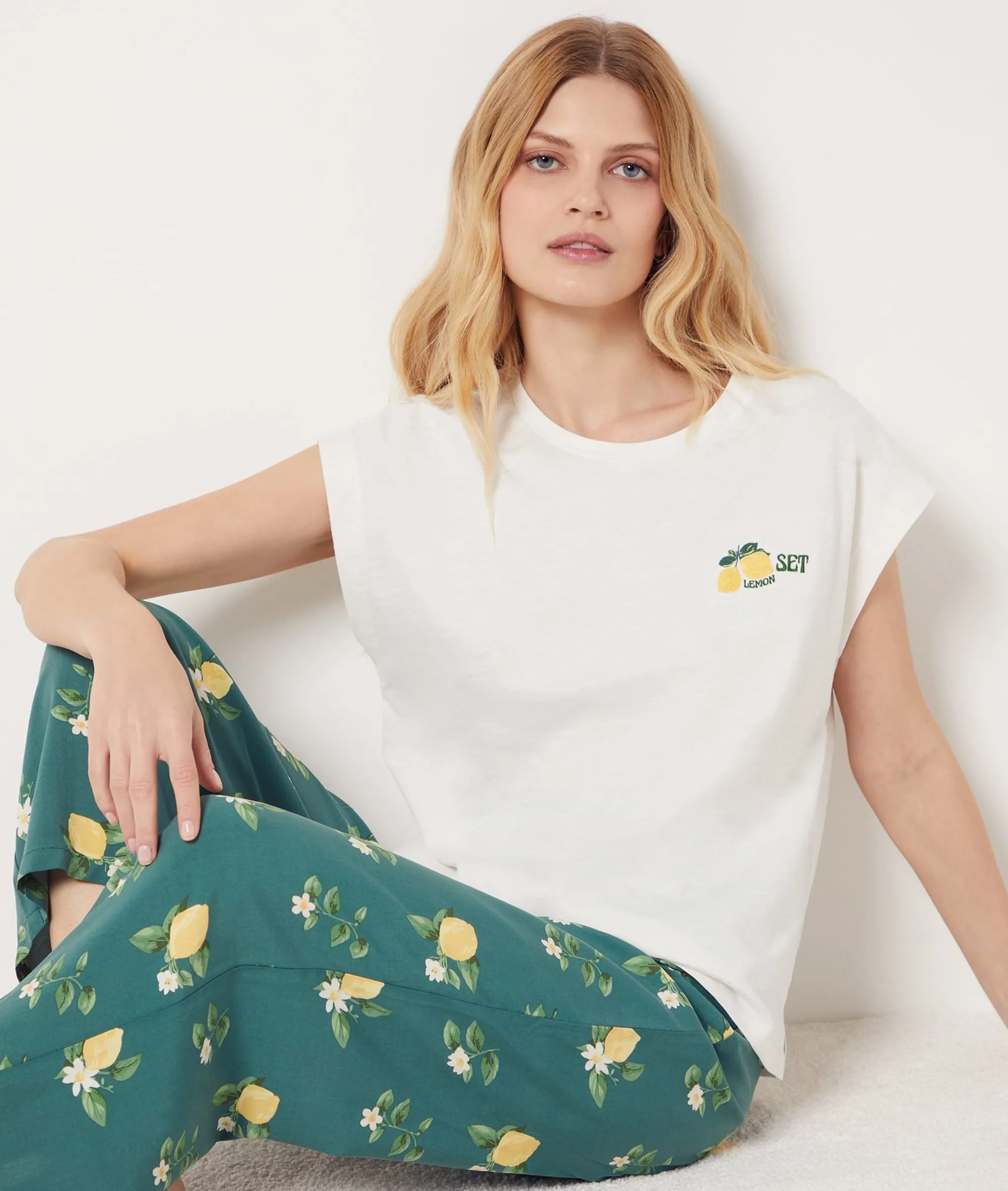 CAMISETA DE ALGODóN MOTIVO LIMóN CHERYL BLANC  ETAM