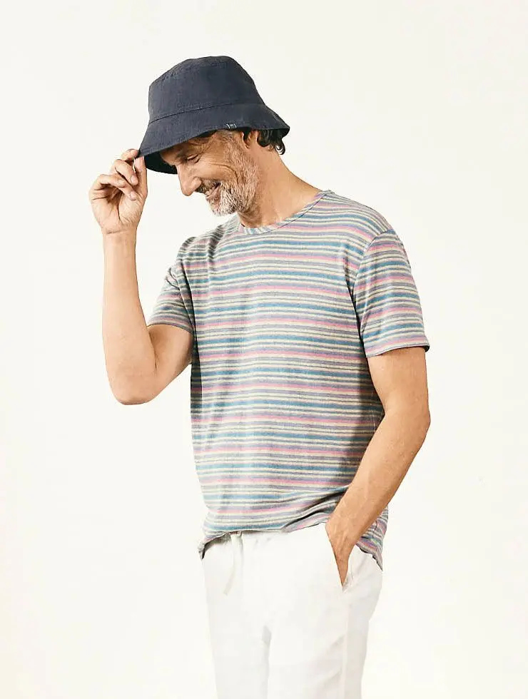 Camiseta de rayas de colores para hombre