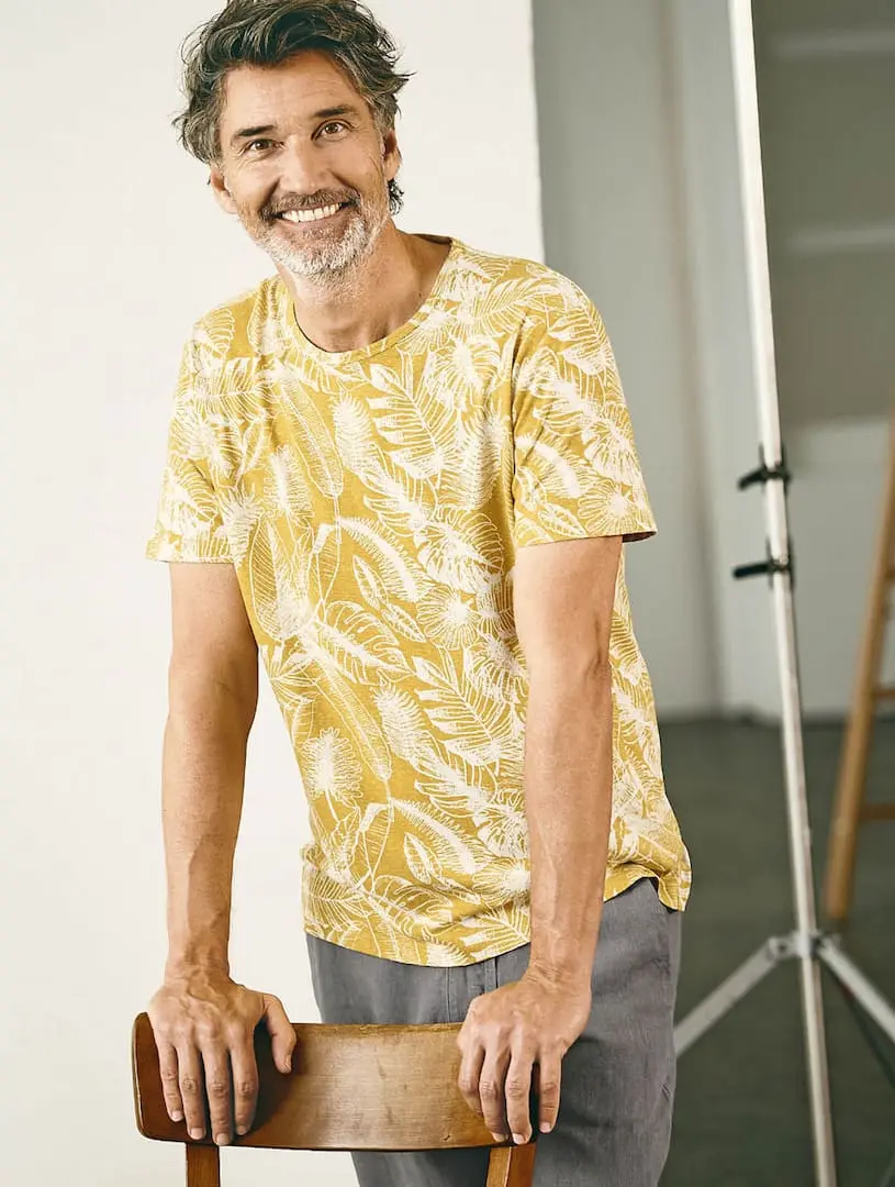 Camiseta ecológica hombre estampado hojas