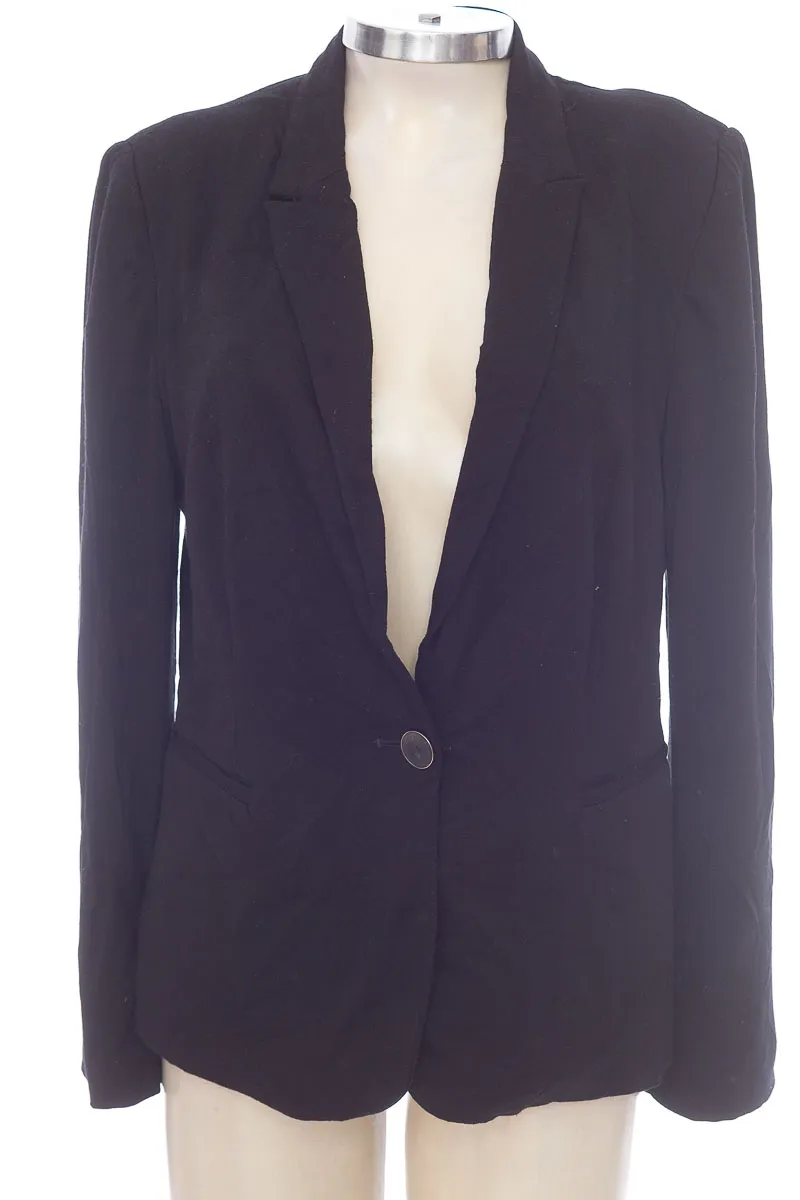 CHAQUETA / ABRIGO COLOR NEGRO  ZARA