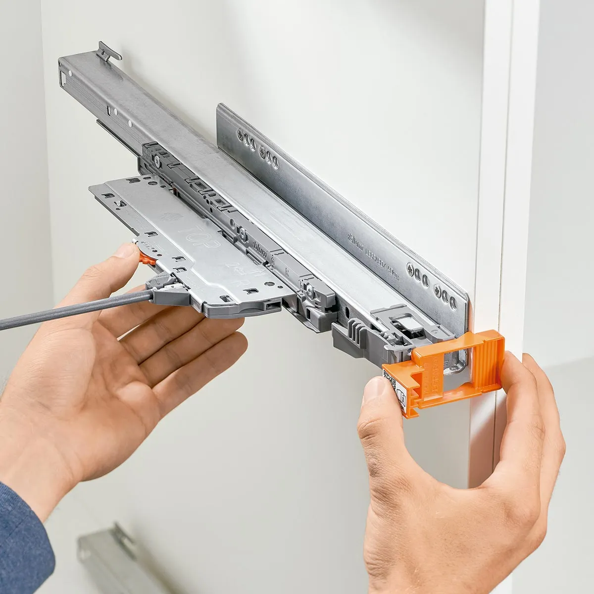 Kit mecanismo de expulsión para cajones Legrabox de Blum