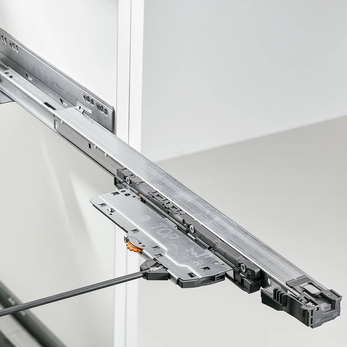 Kit mecanismo de expulsión para cajones Legrabox de Blum