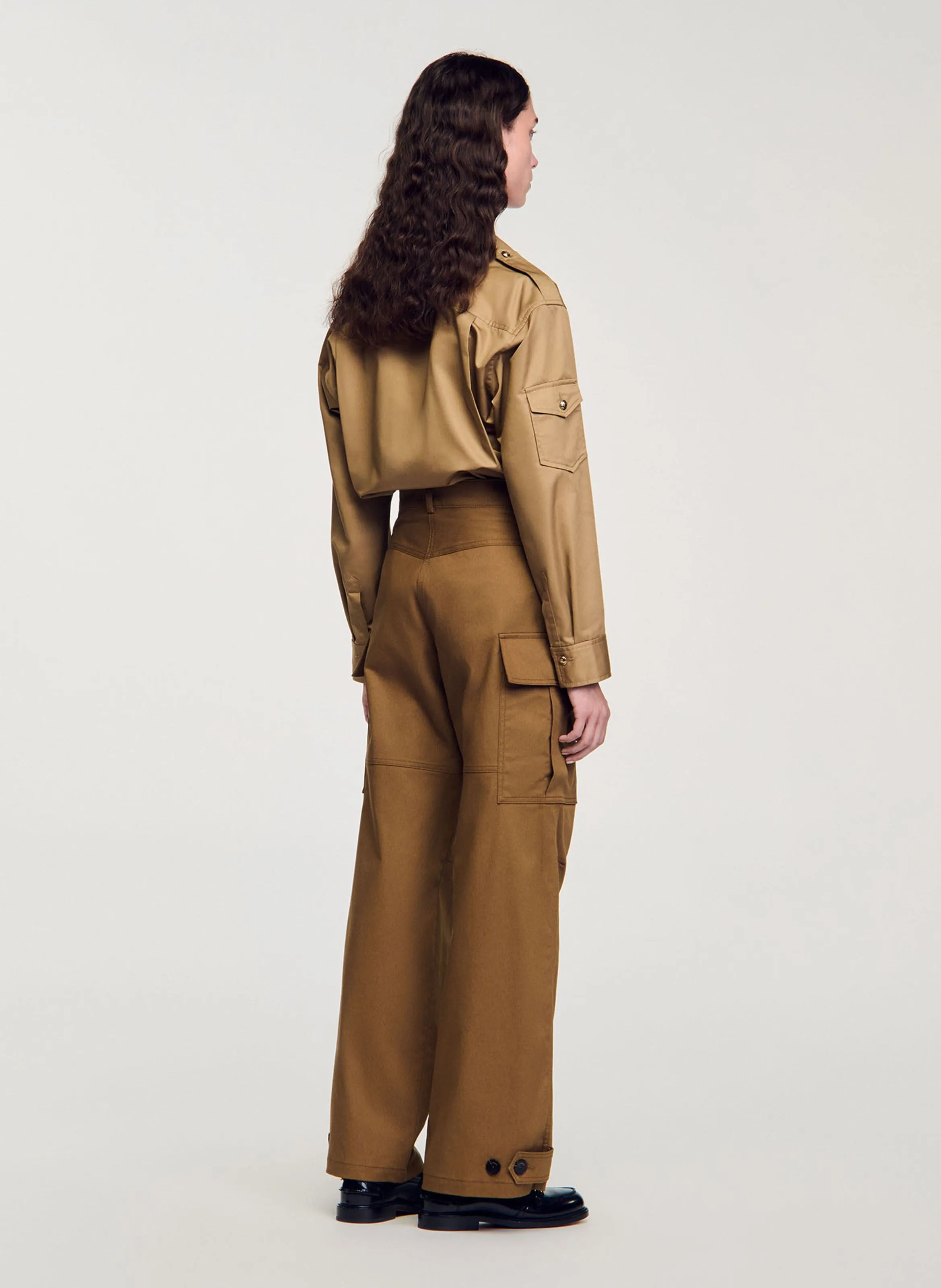 Pantalón cargo ancho de mezcla de algodón en marron