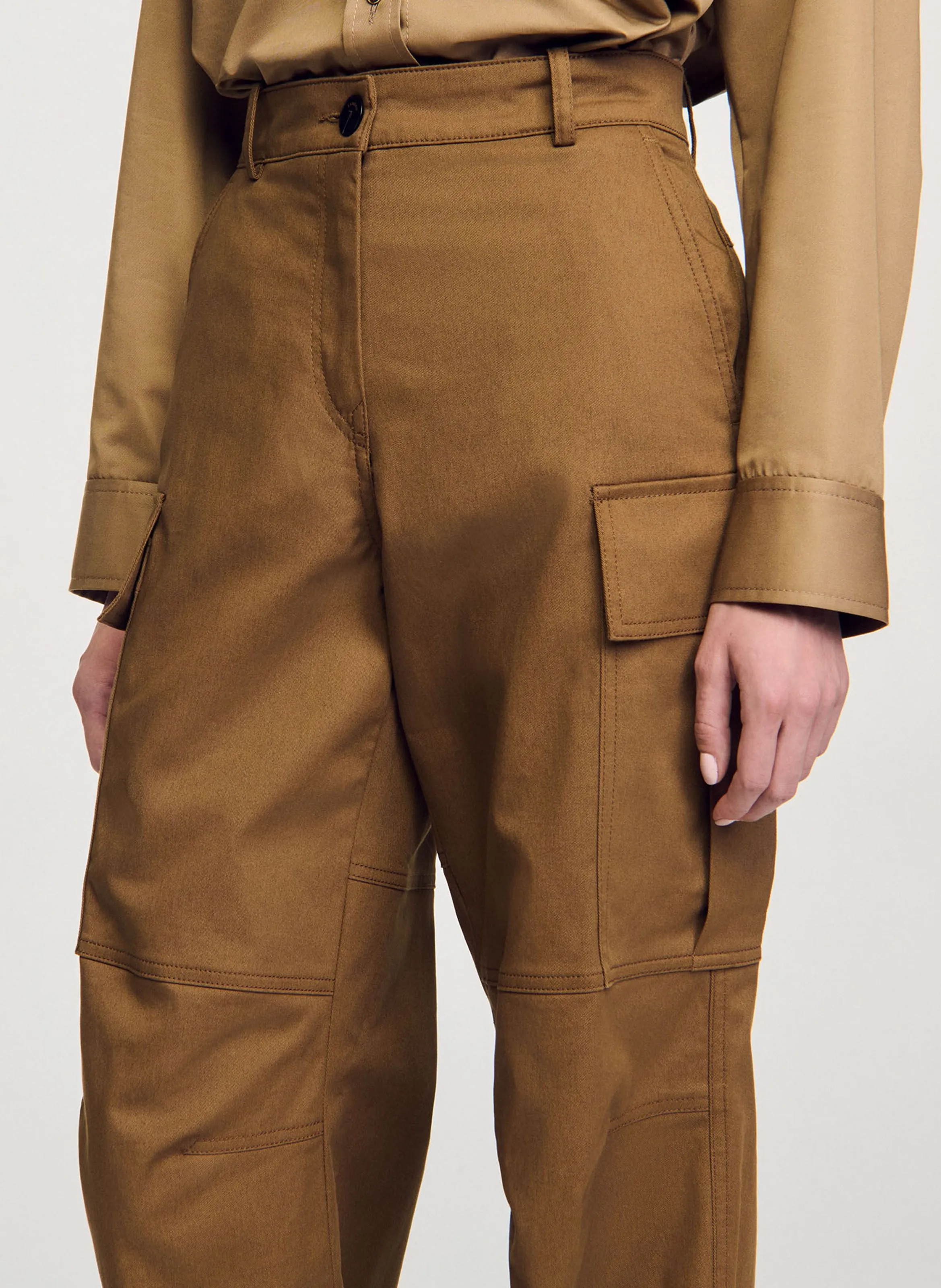 Pantalón cargo ancho de mezcla de algodón en marron