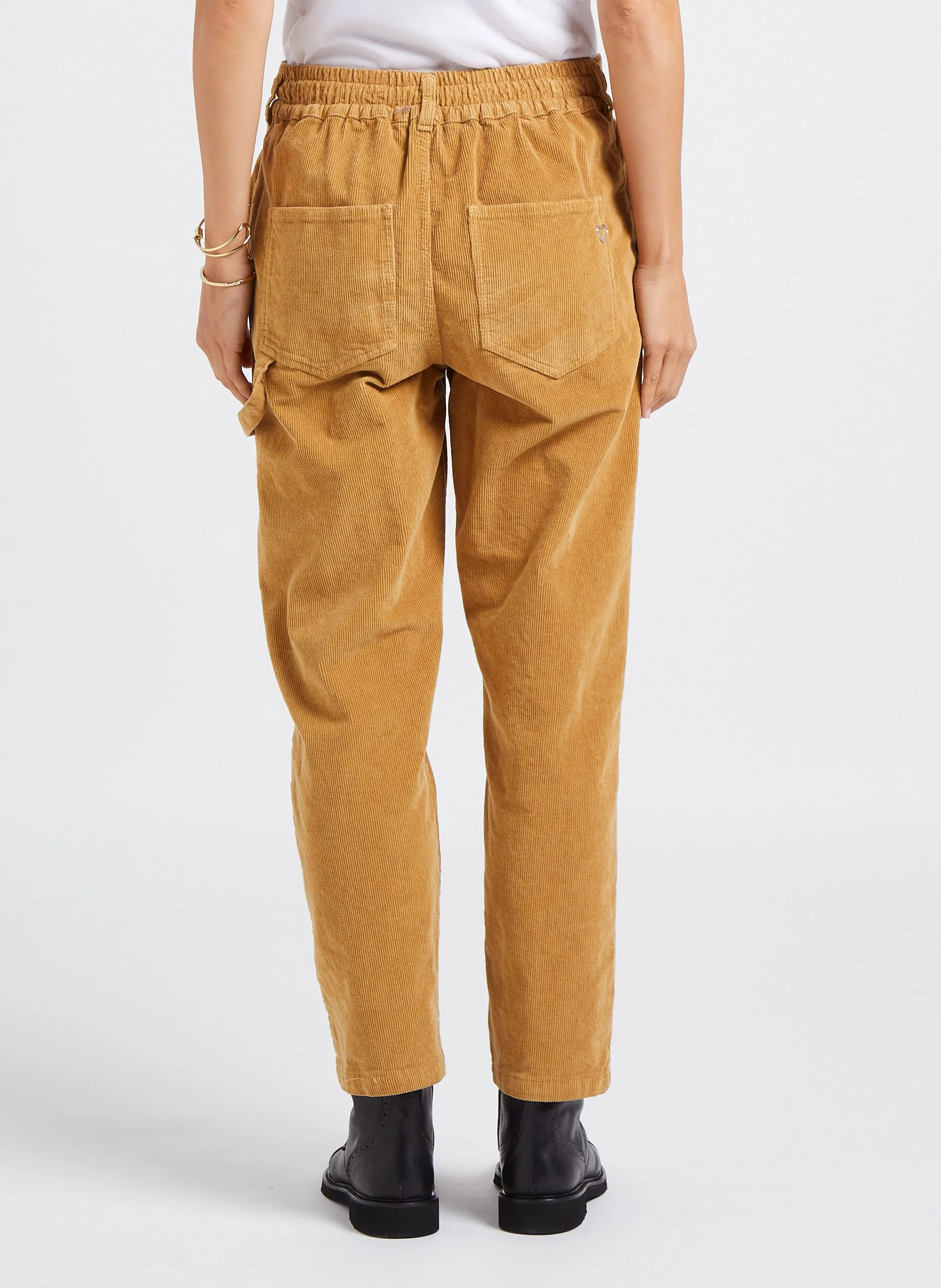 Pantalón estilo carpintero de terciopelo de algodón en marron