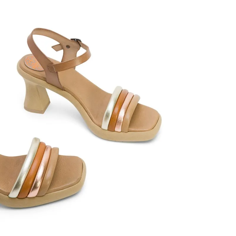 SANDALIA TACON ALTO PIEL TAUPE LIDE