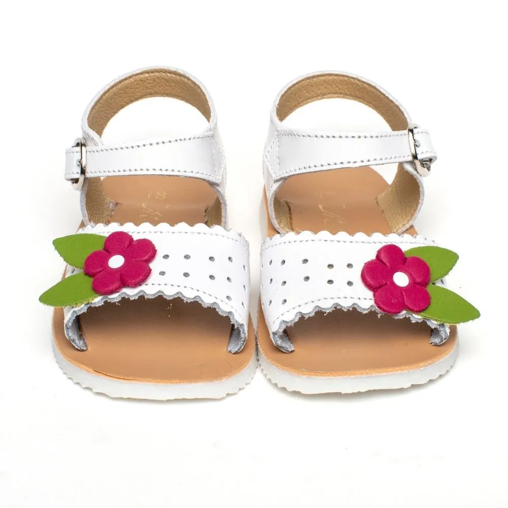 Sandalias Bebe Blancas Modelo Primavera.