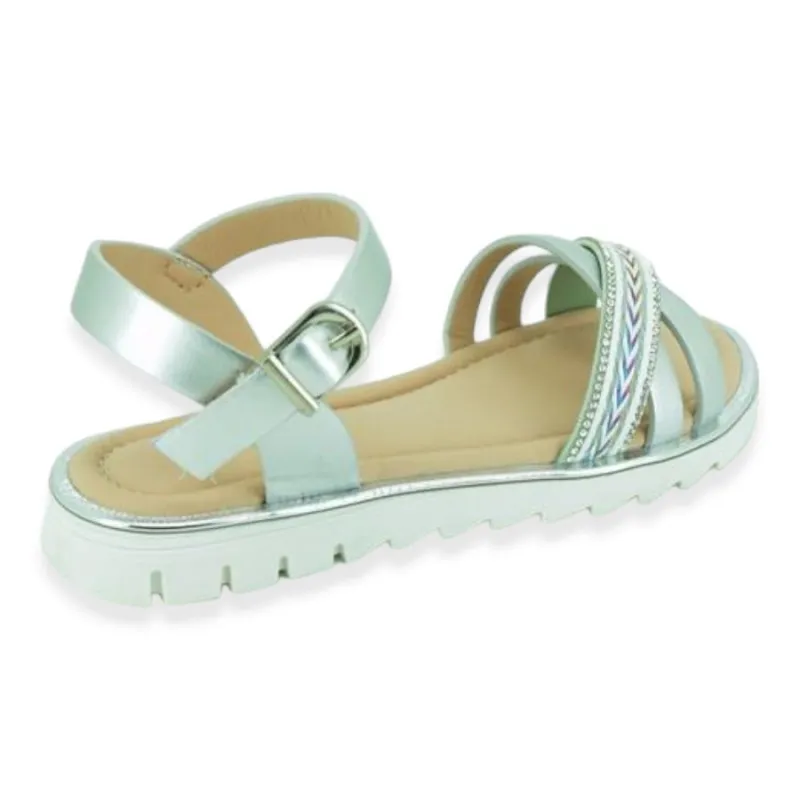 Sandalias de niña con hebilla