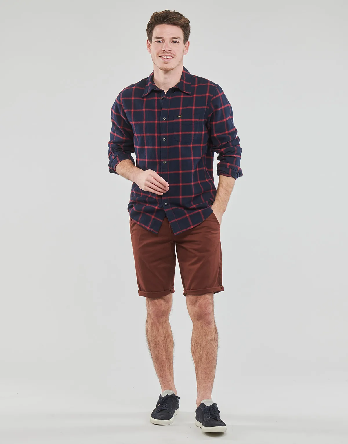 SHORT CHINO