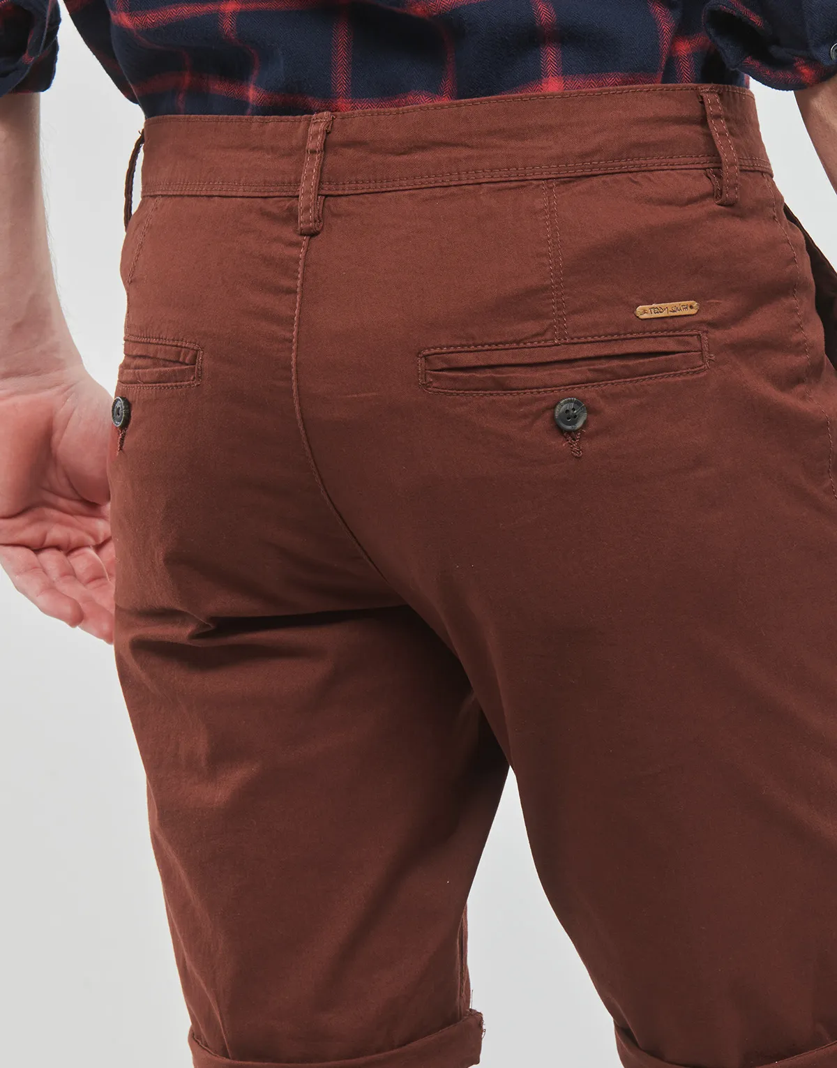 SHORT CHINO