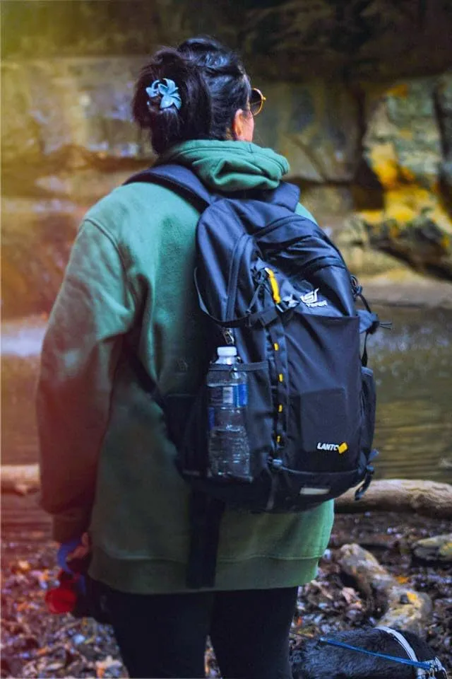 SKYSPER 30L Mochila de Senderismo Mochila de Trekking para Hombres Mujeres con Protector de Lluvia Mochilas de Marcha Macutos Mo