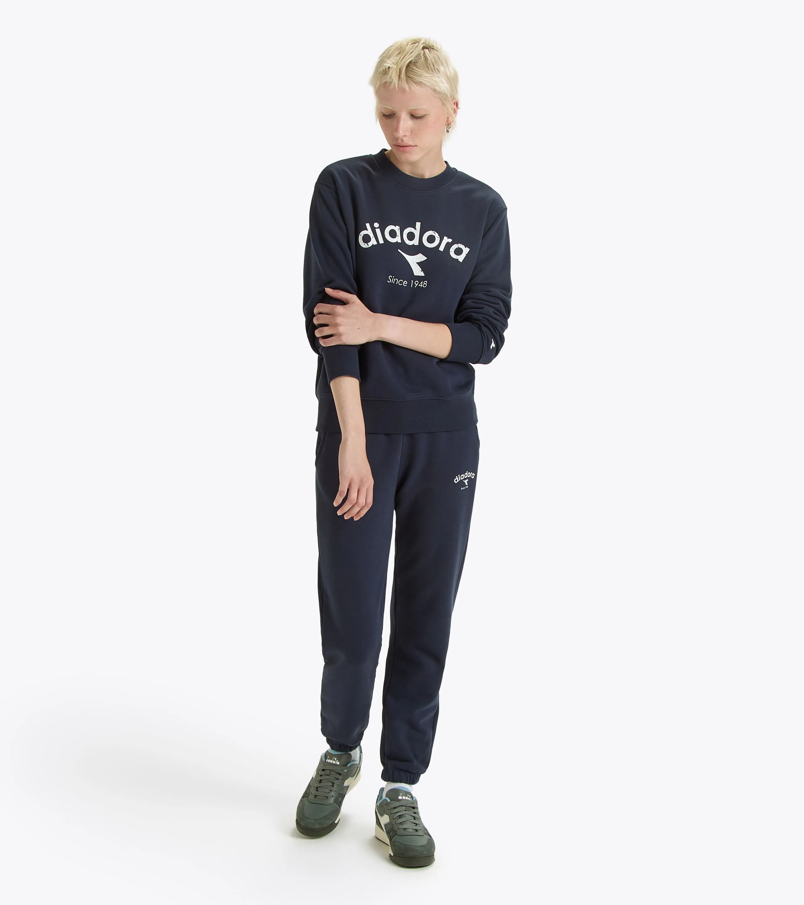 SWEATSHIRT CREW ATHL. LOGO SUDADERA DE CUELLO REDONDO  GENDER NEUTRAL
