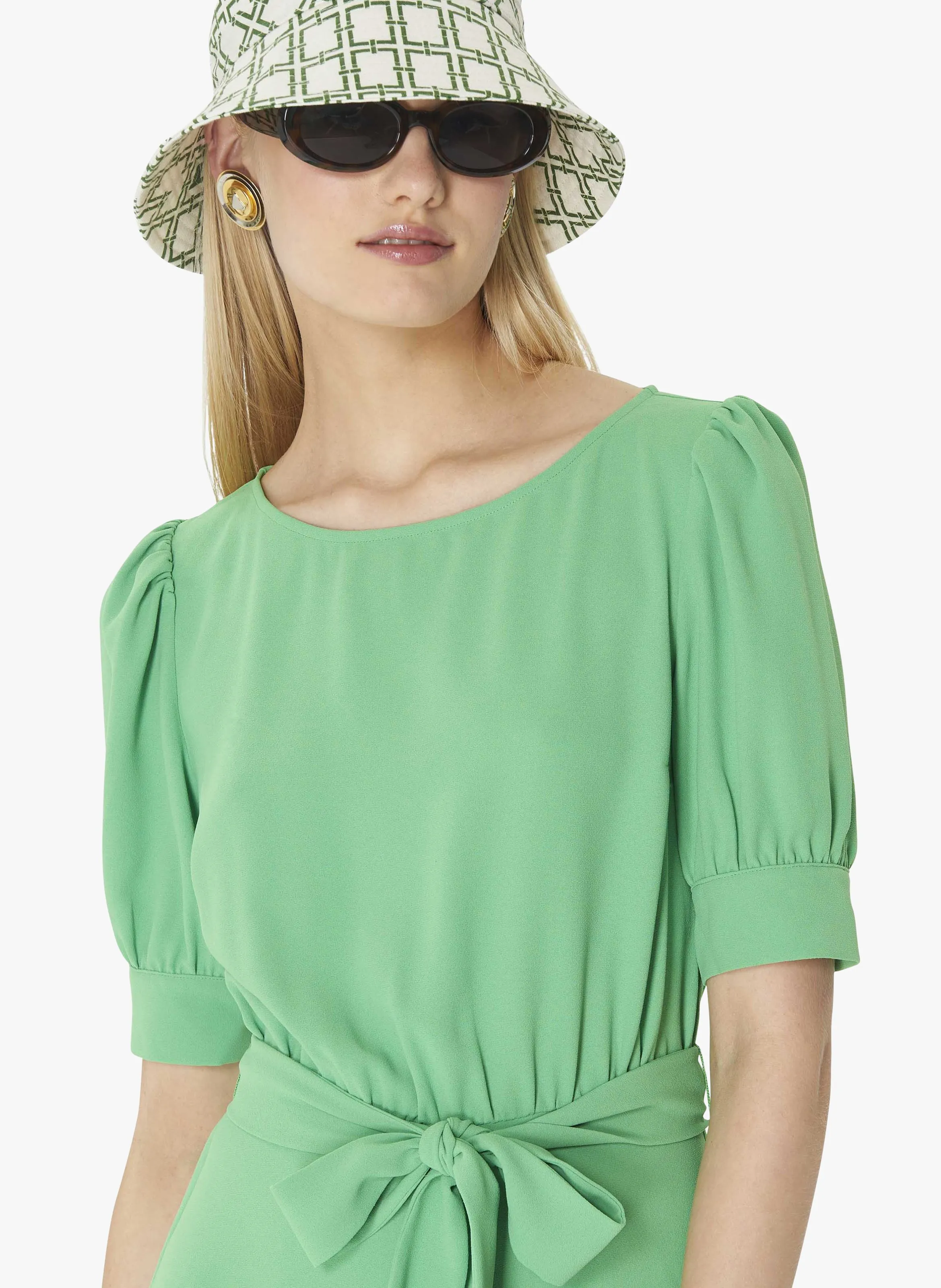 TARA JARMON RILLYTIS  VESTIDO MIDI CON CUELLO REDONDO EN VERDE