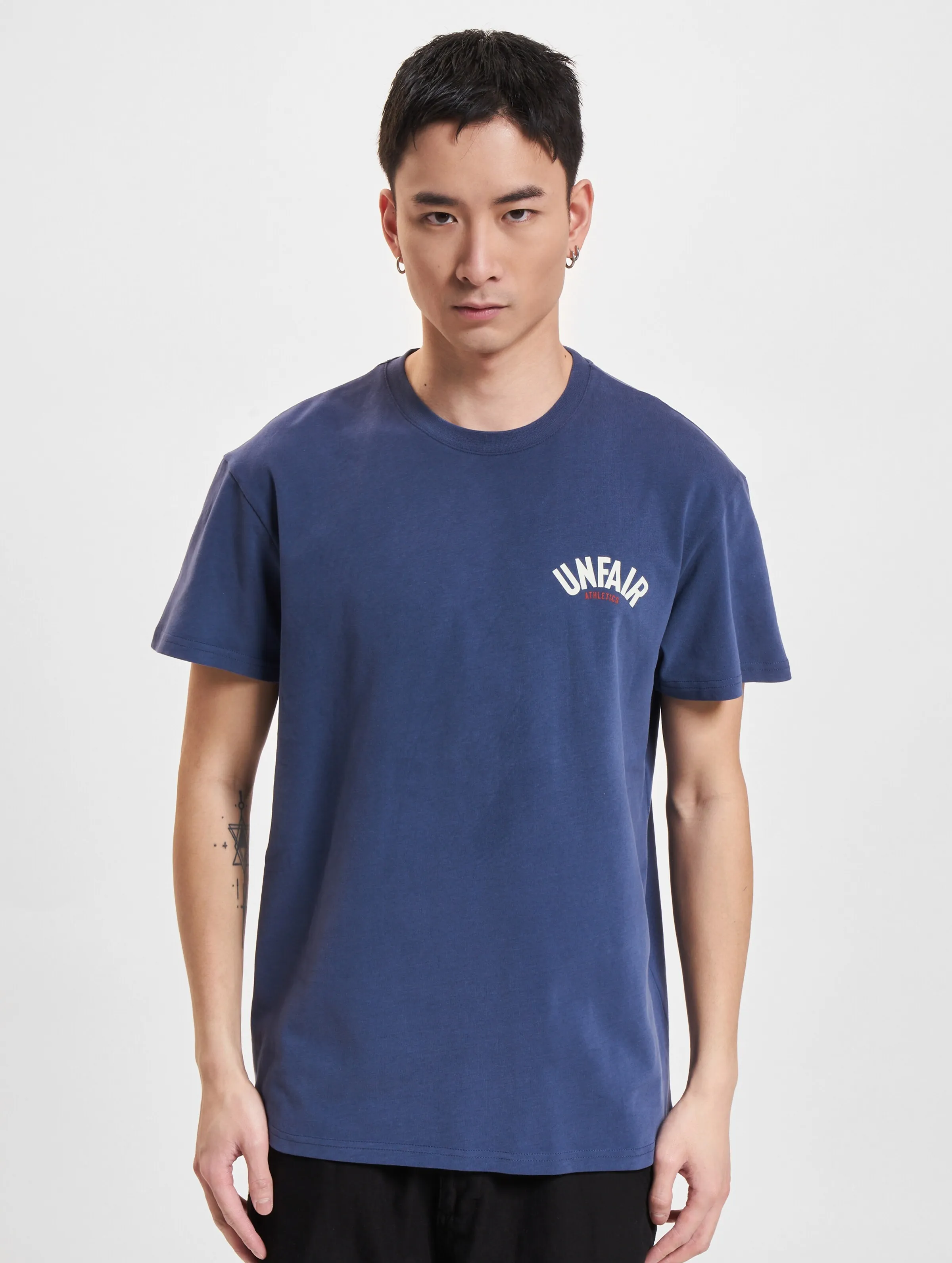 UNFAIR ATHLETICS UNFAIR ATHLETICS ELEMENTARY TSHIRT NAVY