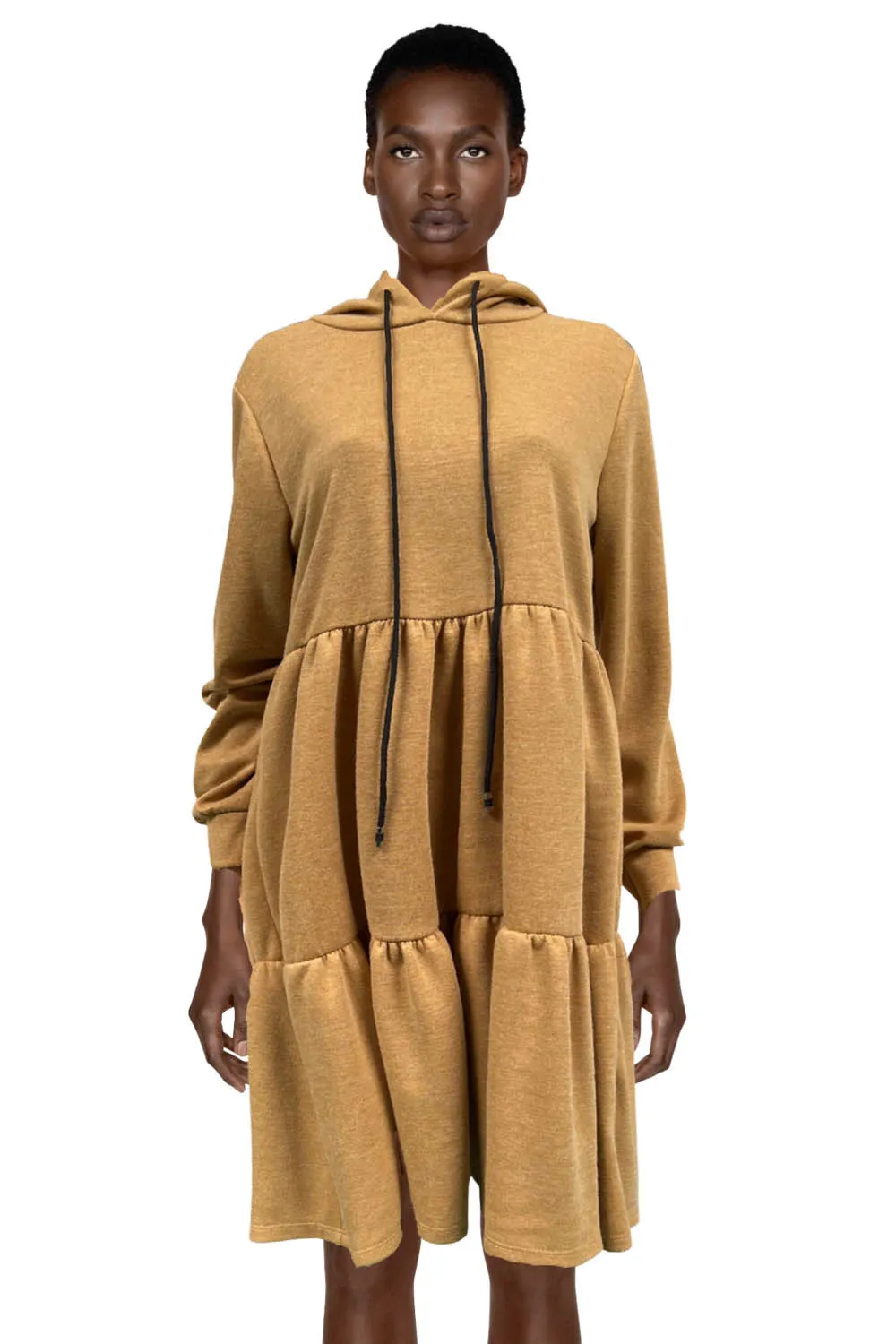 Vestido suéter con capucha mostaza