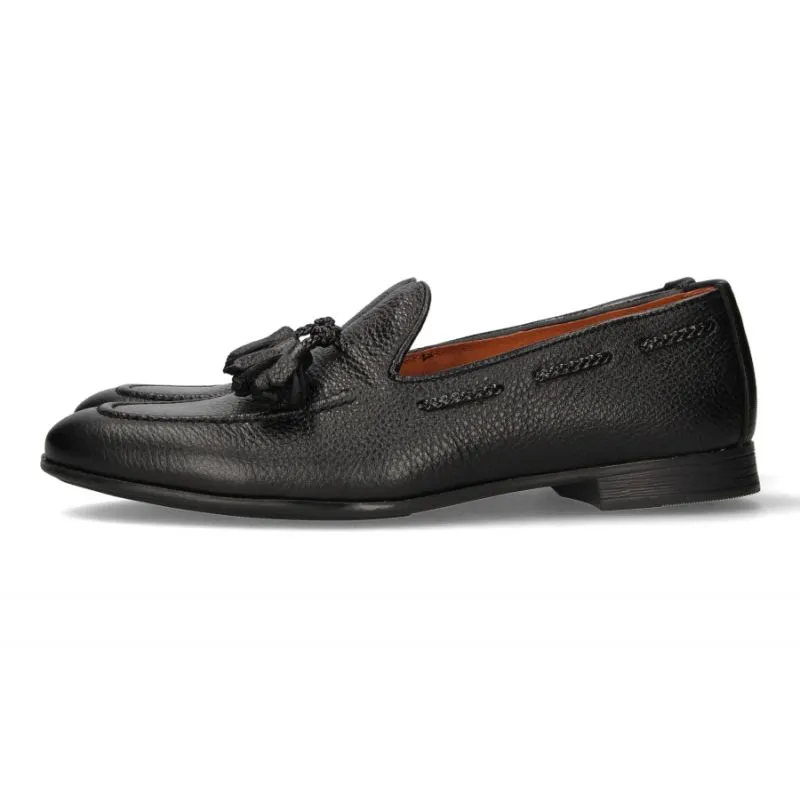 Zapato con borlas negro
